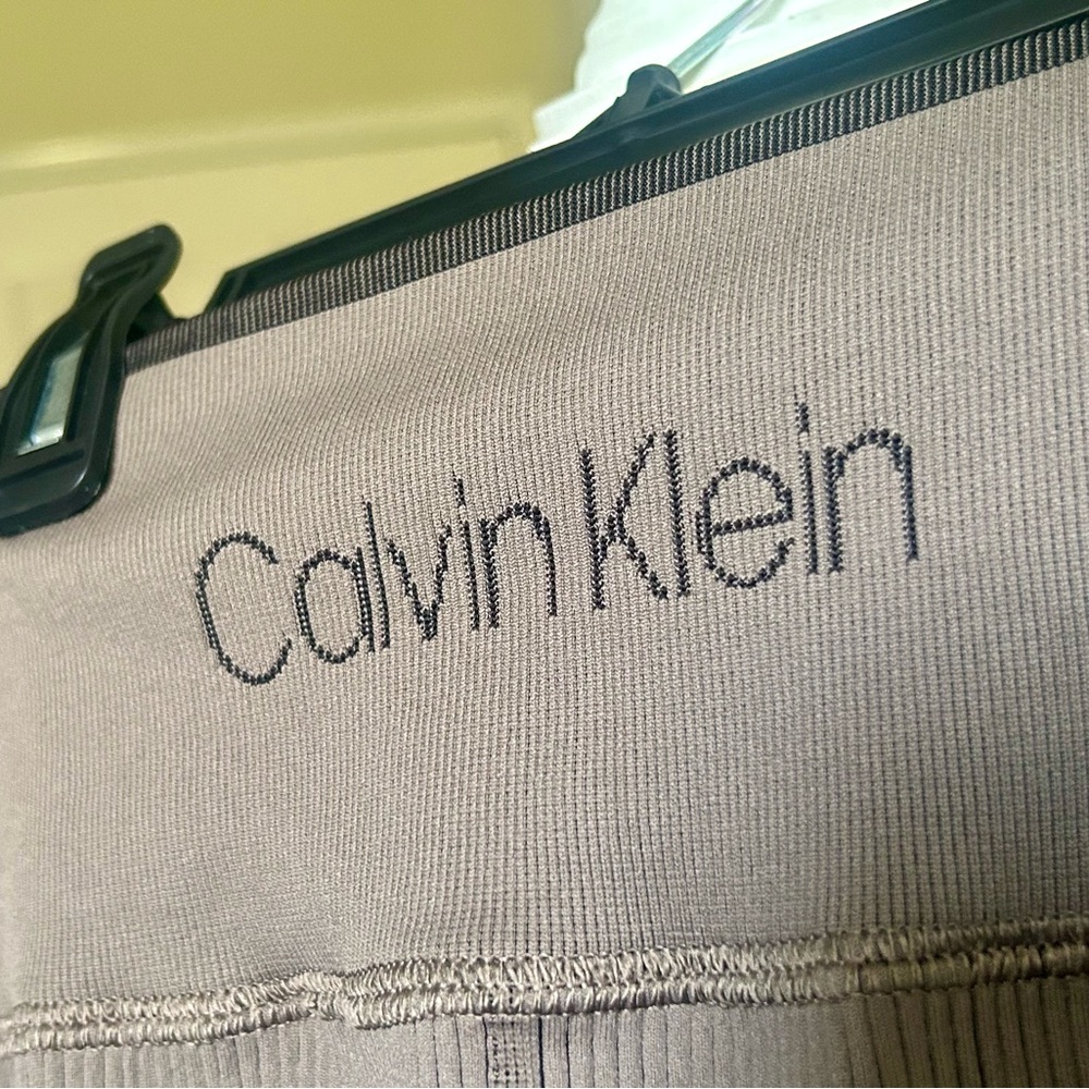 Calvin Klein Ribbed Leggings - Picture 2 of 10